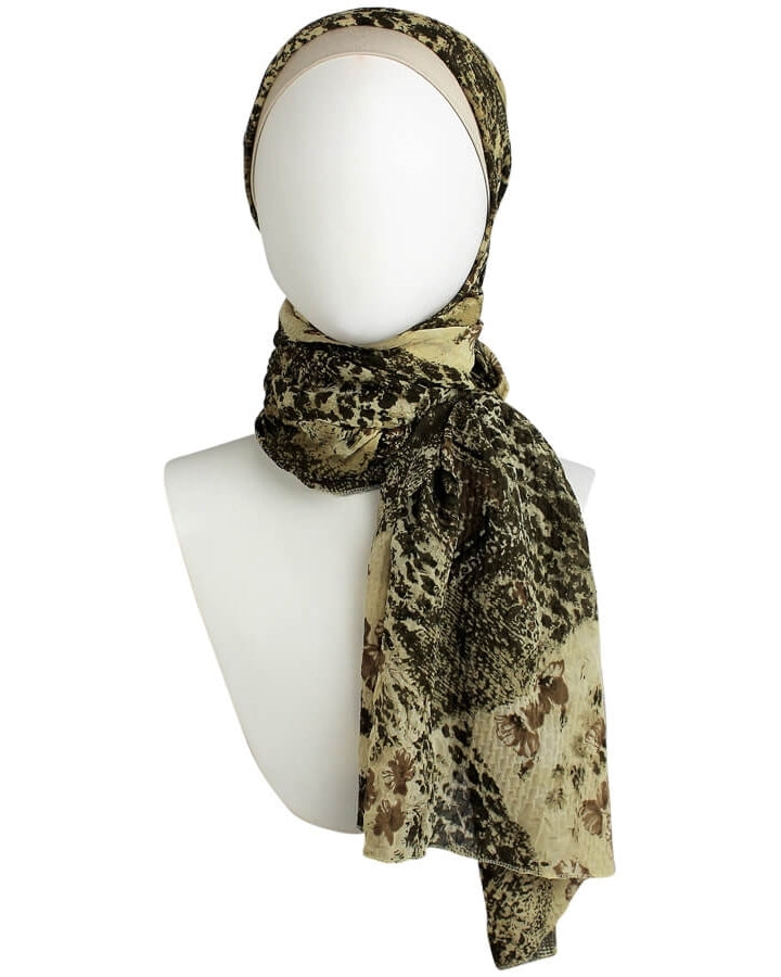 Your everyday chiffon hijab! Semi-Crinkle texture