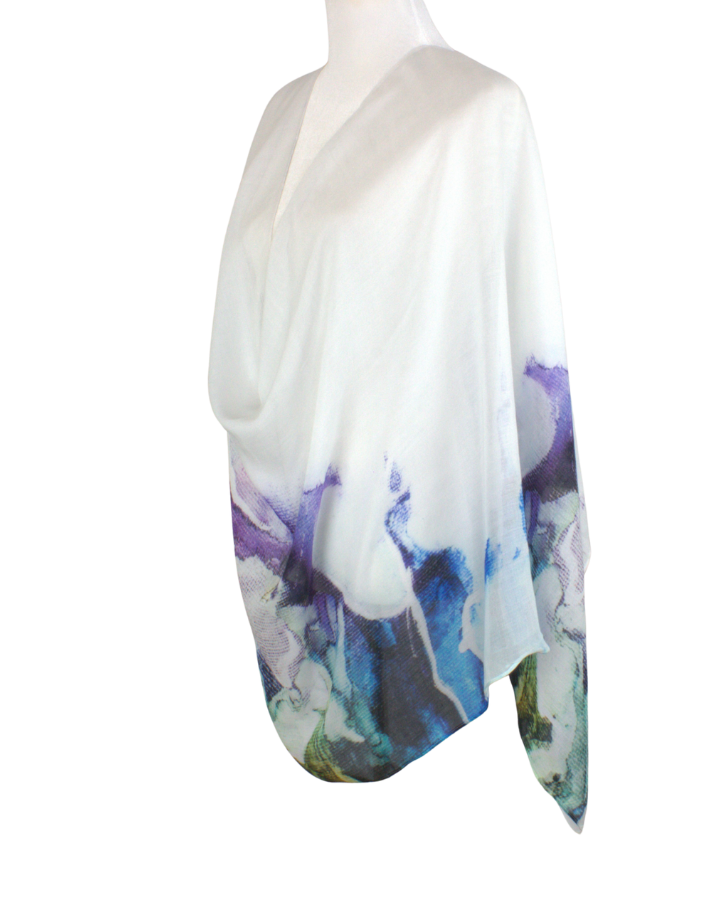 This printed bamboo modal is all about lightweight luxury and comfort, a perfect choice for the hijabi ladies who want non-slip airy hijabs | Lina Zibdeh