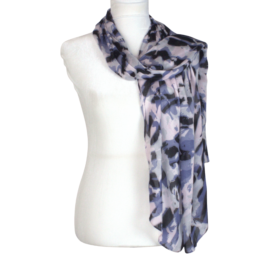 Modern blue and black leopard printed hijab for stylish hijabis | Lina Zibdeh