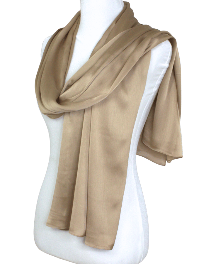 A party hijab that you will wear on repeat. This bronze golden hijab will become a staple in your formal occasions | Lina Zibdeh