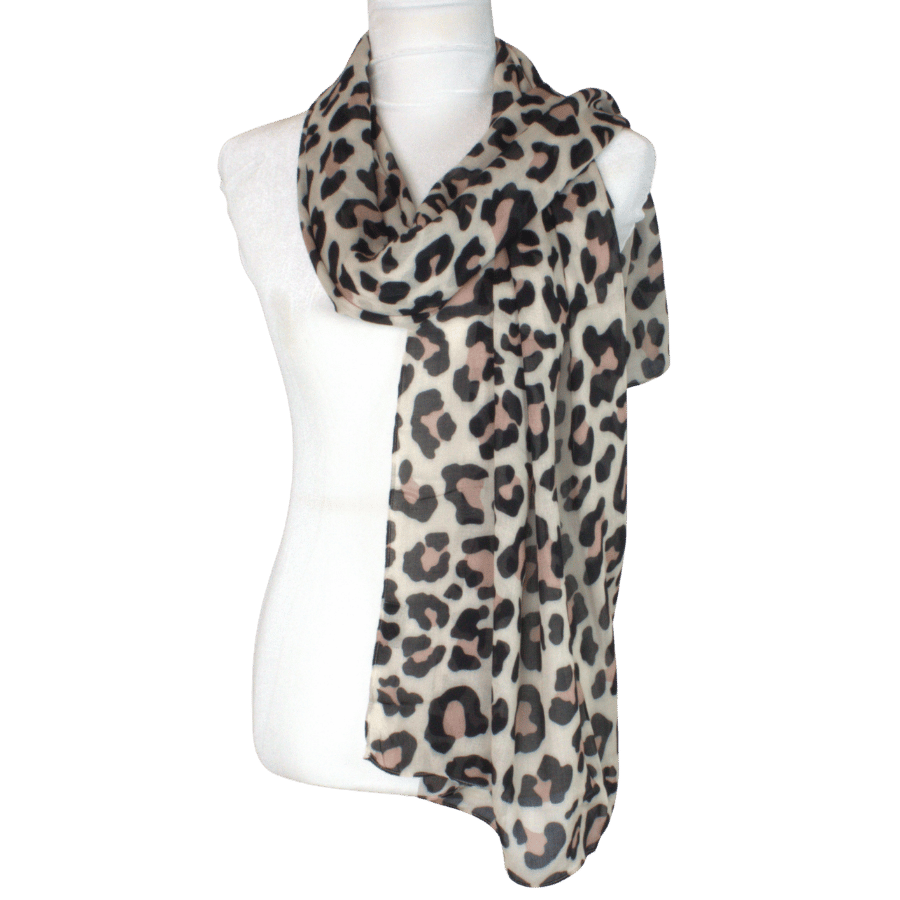 Luxury Neutral Leopard Printed Bamboo Modal Hijab – Everyday Elegance